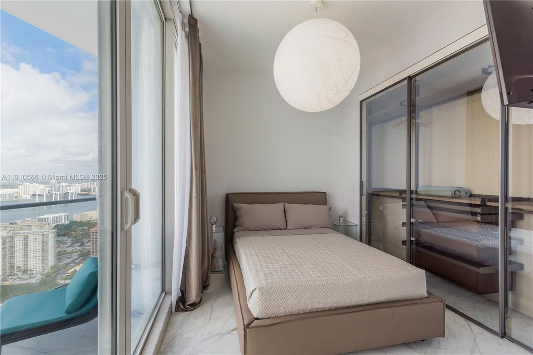 В аренду: $30,000 (3 спален, 4 ванн, 2915 Квадратных фут)