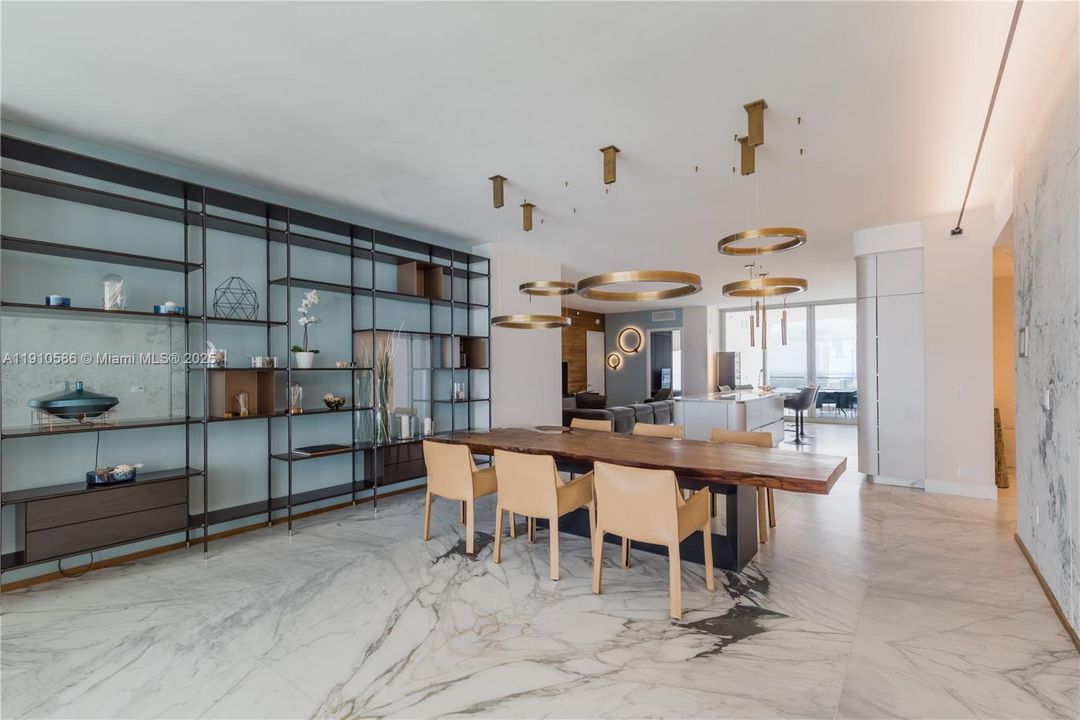 В аренду: $30,000 (3 спален, 4 ванн, 2915 Квадратных фут)