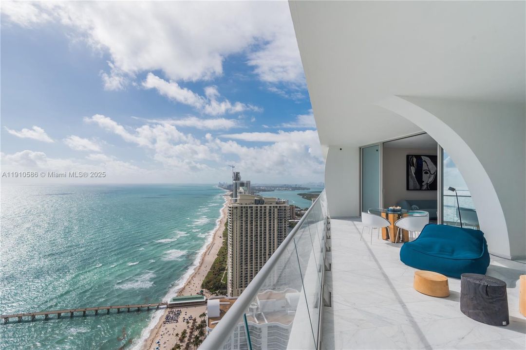 В аренду: $30,000 (3 спален, 4 ванн, 2915 Квадратных фут)