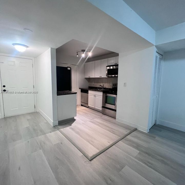 Недавно арендовано: $2,200 (2 спален, 2 ванн, 1008 Квадратных фут)