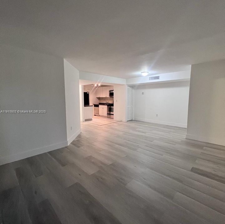 Недавно арендовано: $2,200 (2 спален, 2 ванн, 1008 Квадратных фут)