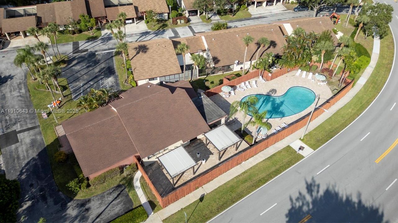 For Sale: $386,000 (3 beds, 2 baths, 1310 Square Feet)