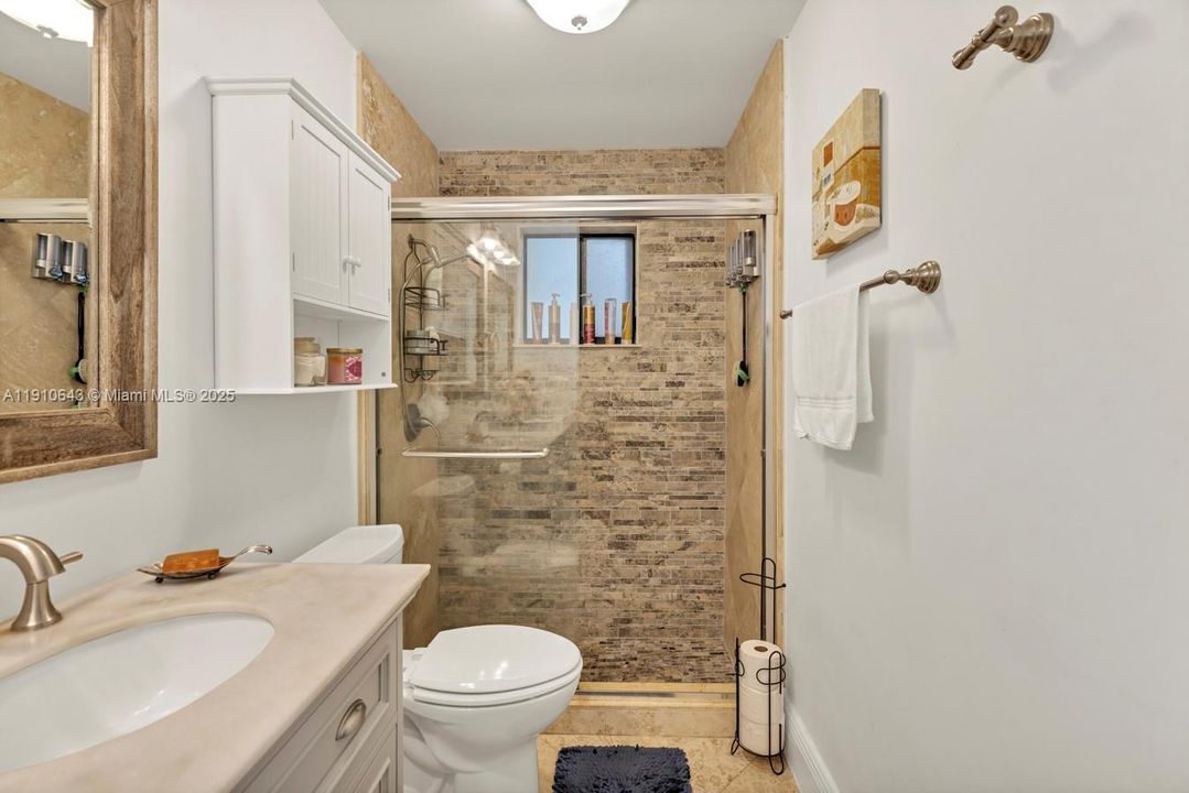 For Sale: $386,000 (3 beds, 2 baths, 1310 Square Feet)