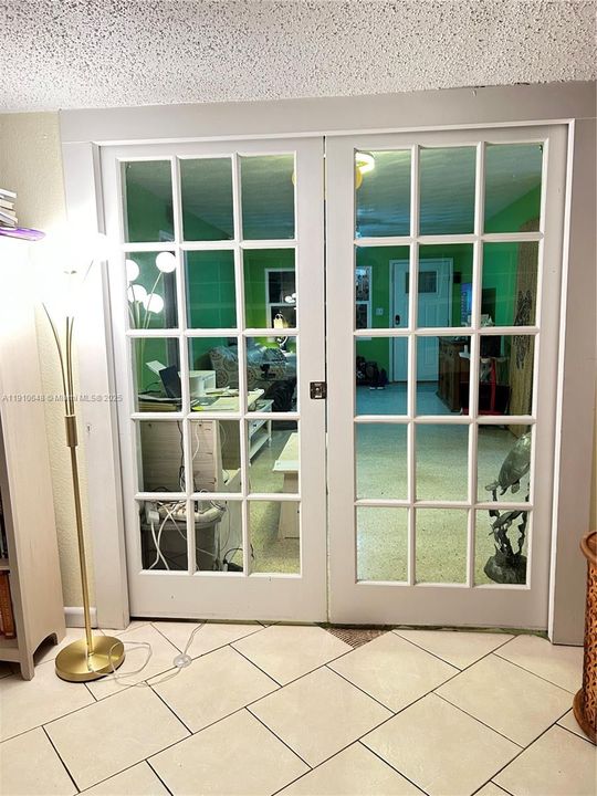 На продажу: $300,000 (3 спален, 2 ванн, 0 Квадратных фут)