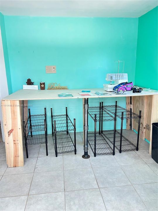 На продажу: $300,000 (3 спален, 2 ванн, 0 Квадратных фут)