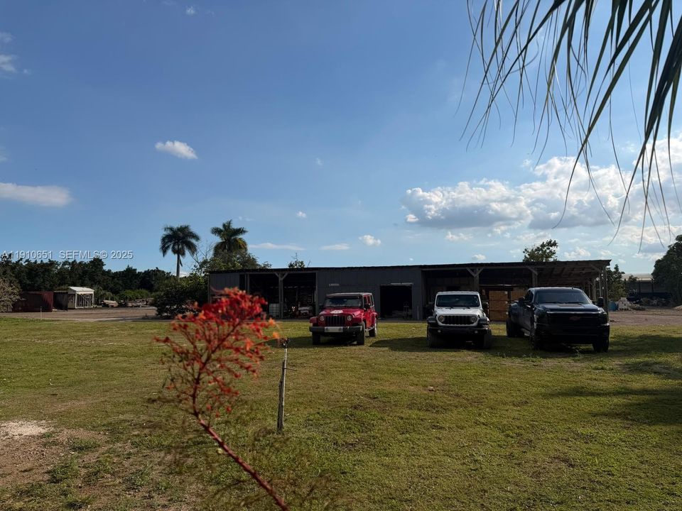 На продажу: $2,225,000 (4 спален, 2 ванн, 0 Квадратных фут)