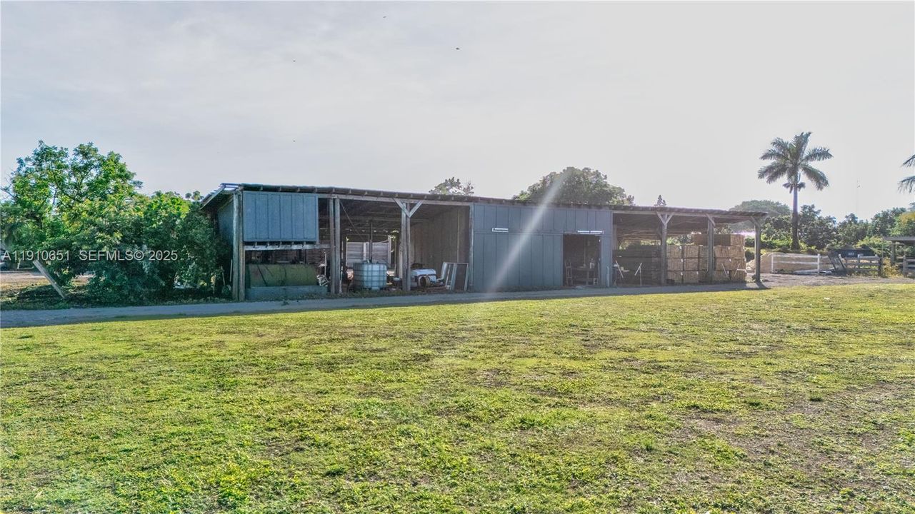 待售: $2,225,000 (4 贝兹, 2 浴室, 0 平方英尺)