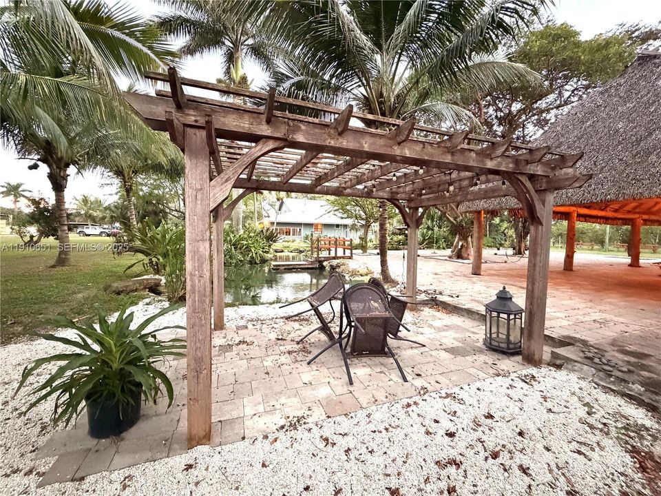 待售: $2,225,000 (4 贝兹, 2 浴室, 0 平方英尺)