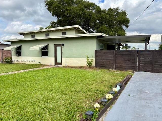 Recently Sold: $415,000 (2 beds, 2 baths, 968 Square Feet)