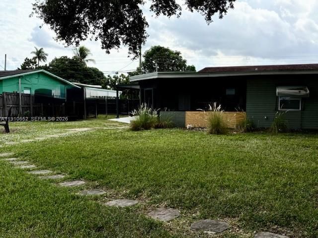 Recently Sold: $415,000 (2 beds, 2 baths, 968 Square Feet)