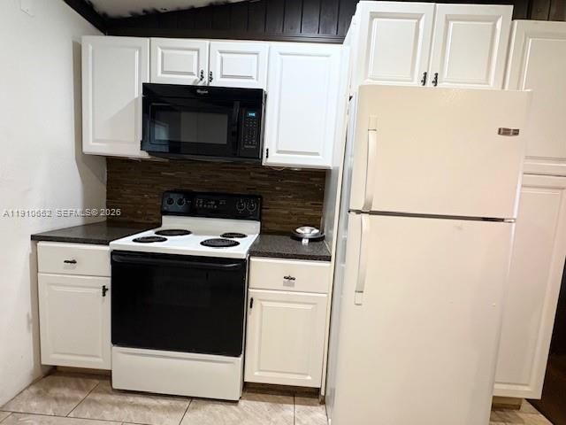 Recently Sold: $415,000 (2 beds, 2 baths, 968 Square Feet)