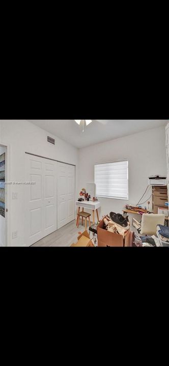 Active With Contract: $329,999 (2 beds, 2 baths, 870 Square Feet)