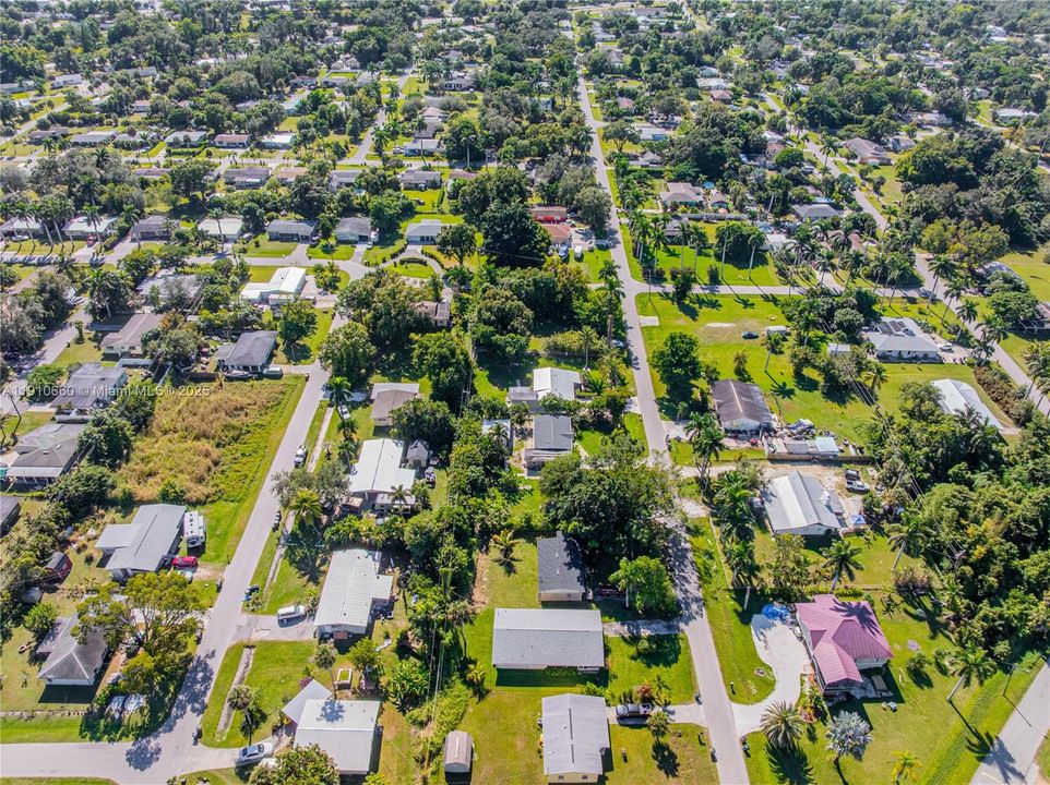 待售: $260,000 (3 贝兹, 3 浴室, 1117 平方英尺)