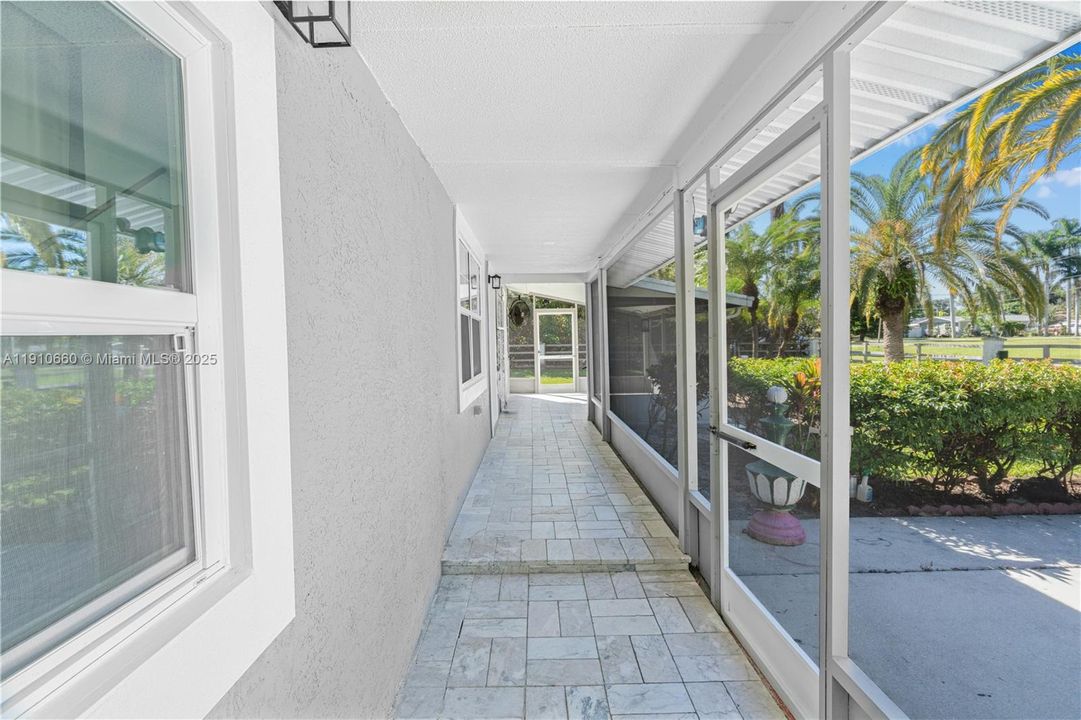 待售: $260,000 (3 贝兹, 3 浴室, 1117 平方英尺)