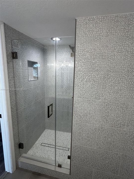 На продажу: $549,900 (4 спален, 3 ванн, 1680 Квадратных фут)