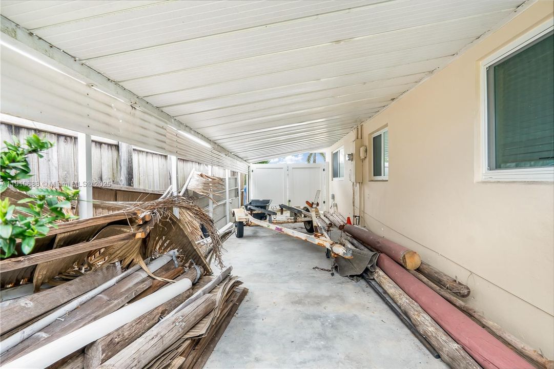 En Venta: $1,250,000 (3 camas, 2 baños, 1897 Pies cuadrados)