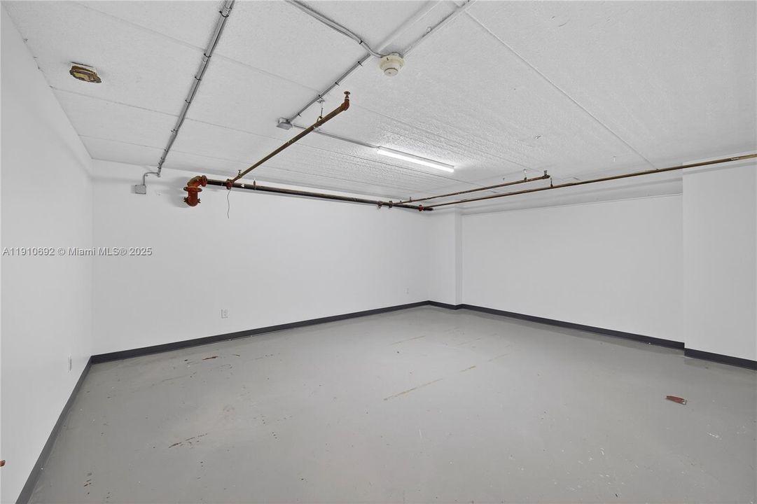 En Renta: $18,595 (0 camas, 0 baños, 0 Pies cuadrados)