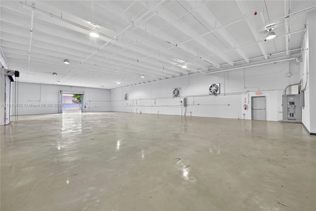 En Renta: $18,595 (0 camas, 0 baños, 0 Pies cuadrados)