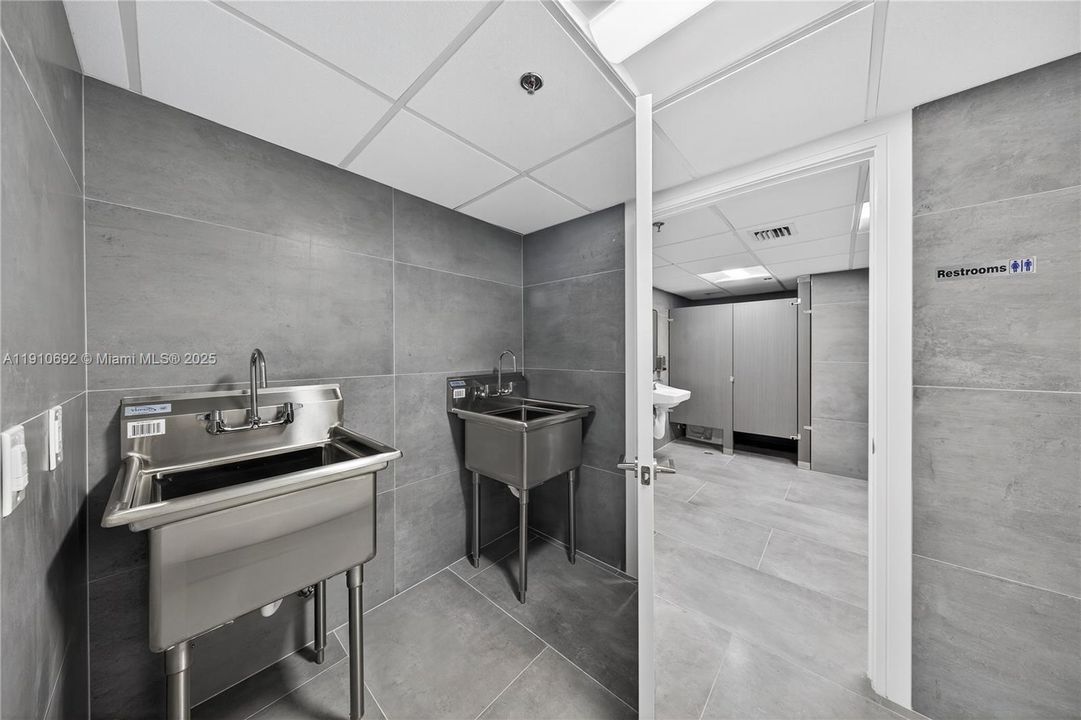 En Renta: $18,595 (0 camas, 0 baños, 0 Pies cuadrados)