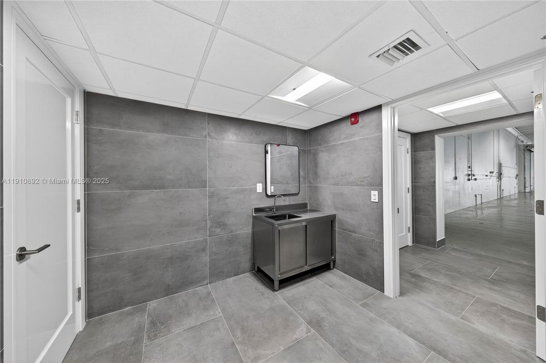 En Renta: $18,595 (0 camas, 0 baños, 0 Pies cuadrados)