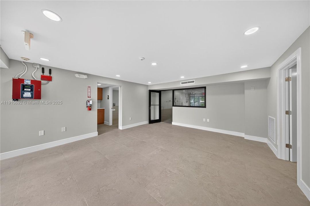 En Renta: $18,595 (0 camas, 0 baños, 0 Pies cuadrados)