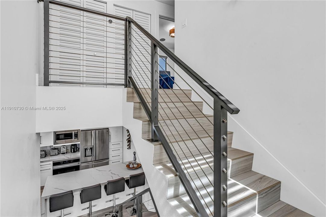 For Sale: $2,300,000 (3 beds, 3 baths, 1619 Square Feet)