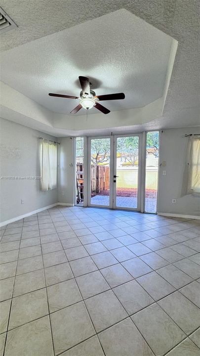 For Rent: $3,300 (3 beds, 2 baths, 1704 Square Feet)