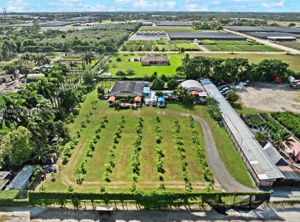 For Rent: $9,000 (6 beds, 4 baths, 1507 Square Feet)