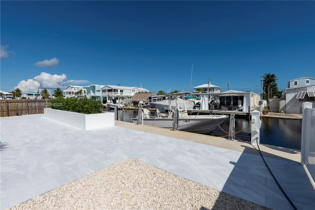 待售: $1,980,000 (3 贝兹, 3 浴室, 1825 平方英尺)