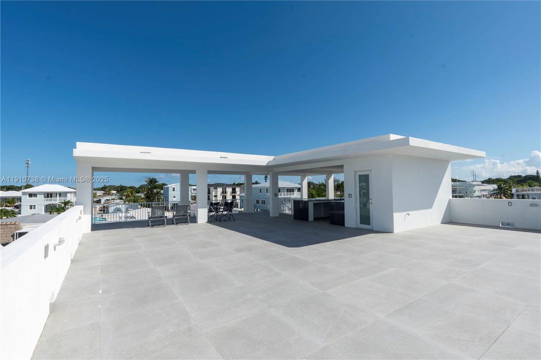 待售: $1,980,000 (3 贝兹, 3 浴室, 1825 平方英尺)