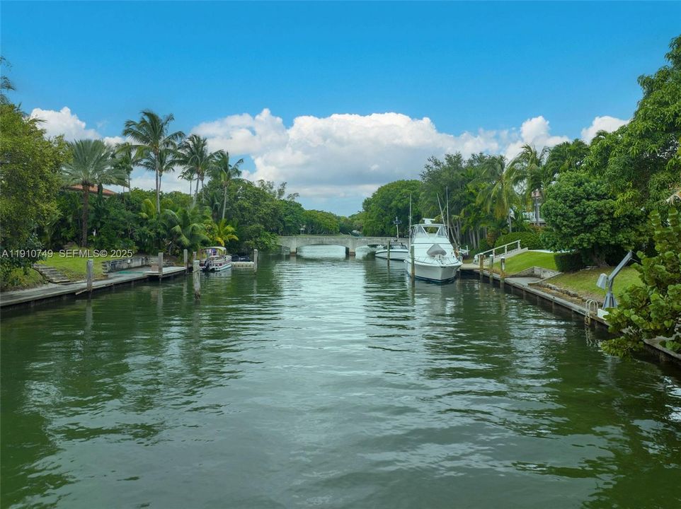 待售: $11,500,000 (4 贝兹, 4 浴室, 4206 平方英尺)