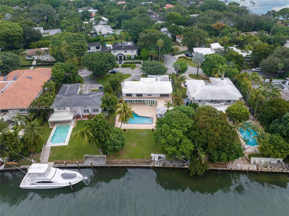 待售: $11,500,000 (4 贝兹, 4 浴室, 4206 平方英尺)