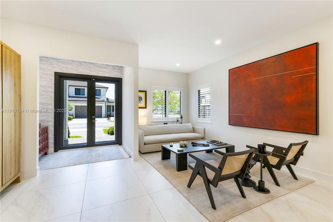 For Sale: $2,399,000 (5 beds, 4 baths, 3686 Square Feet)