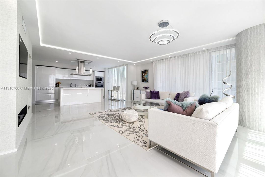 For Sale: $1,890,000 (2 beds, 2 baths, 1892 Square Feet)