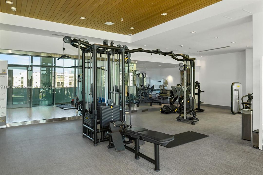 For Sale: $1,890,000 (2 beds, 2 baths, 1892 Square Feet)