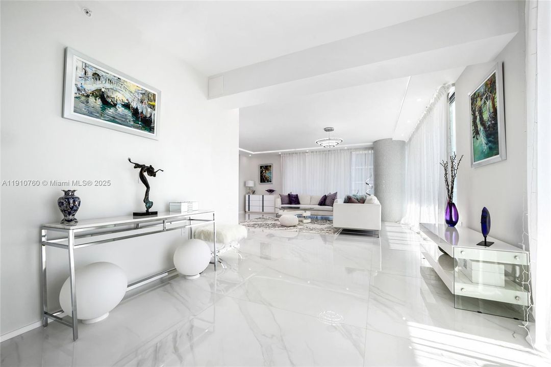 For Sale: $1,890,000 (2 beds, 2 baths, 1892 Square Feet)