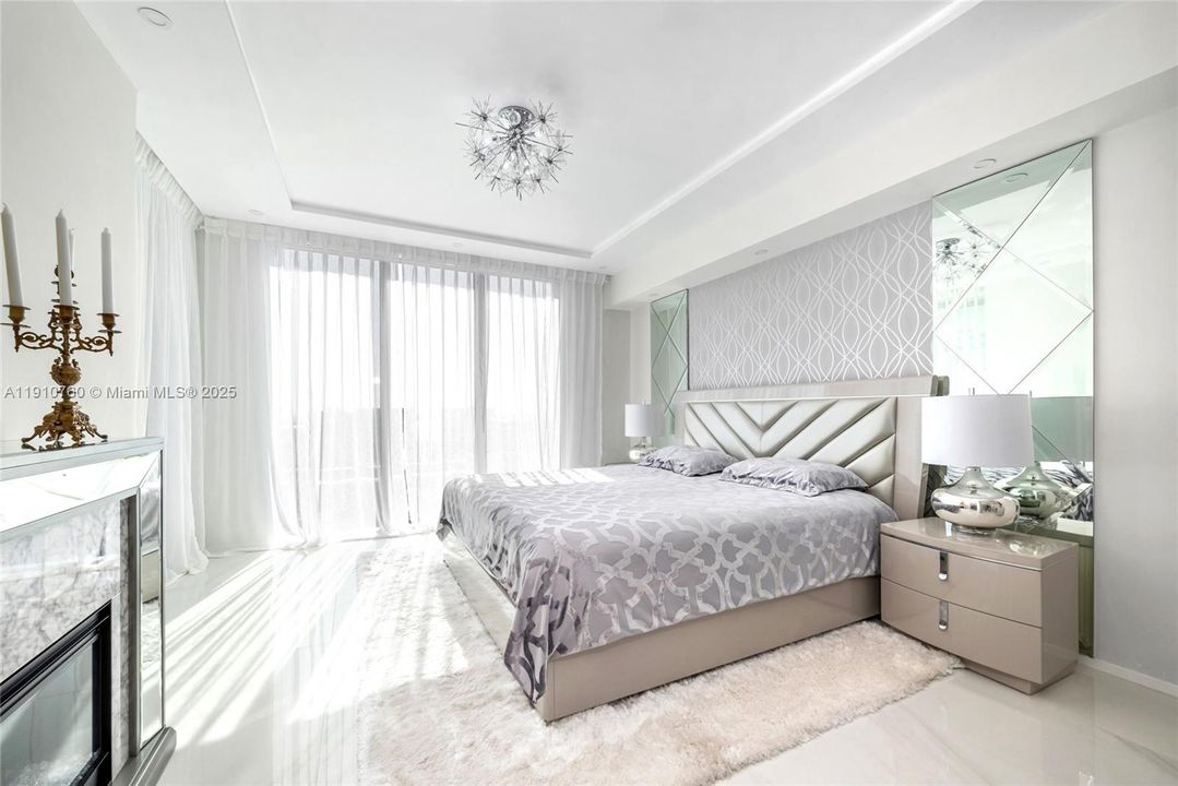 For Sale: $1,890,000 (2 beds, 2 baths, 1892 Square Feet)