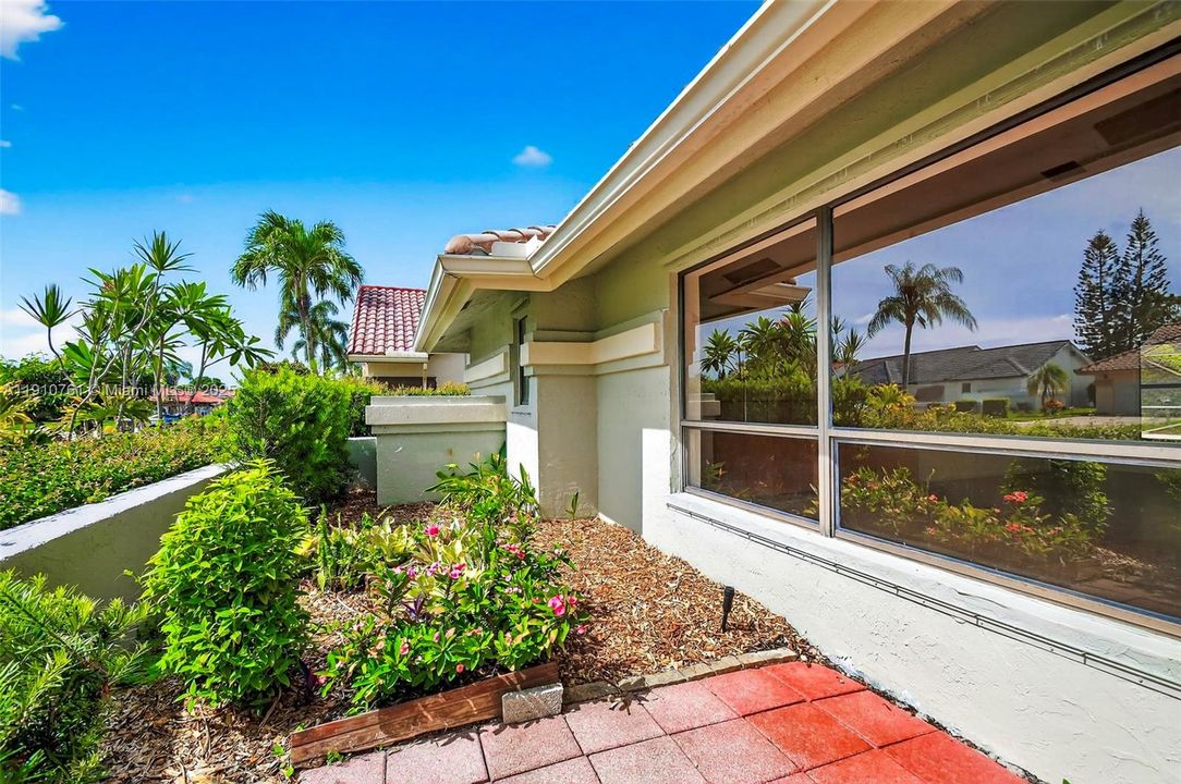 For Rent: $5,000 (4 beds, 2 baths, 2426 Square Feet)