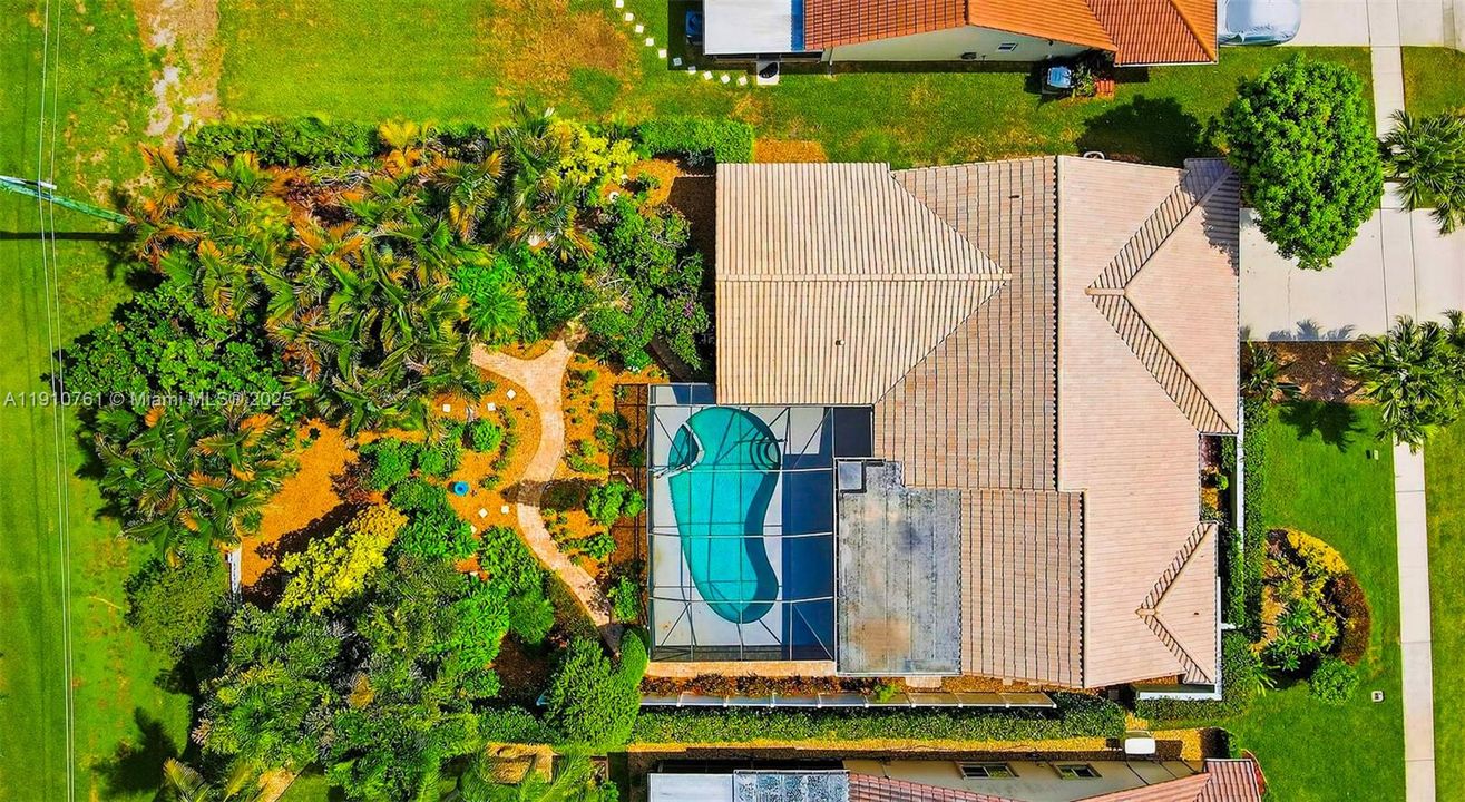 For Rent: $5,000 (4 beds, 2 baths, 2426 Square Feet)