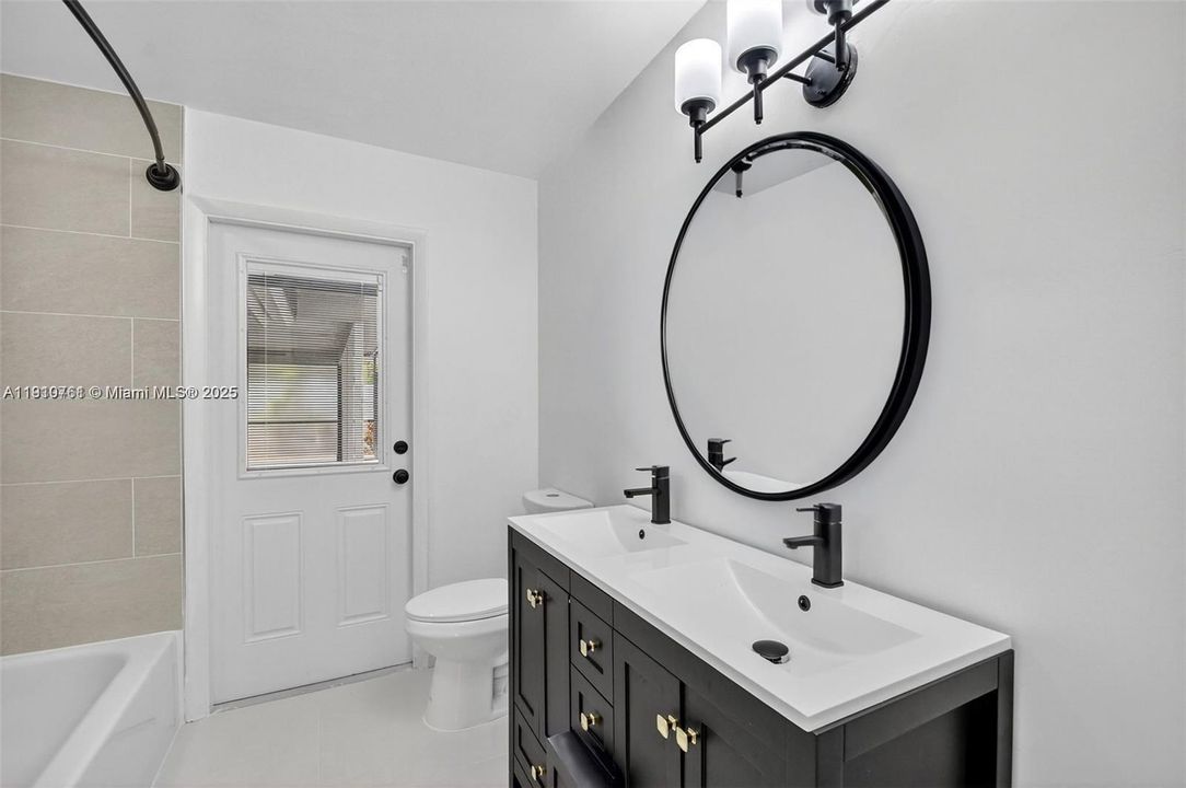 For Rent: $5,000 (4 beds, 2 baths, 2426 Square Feet)