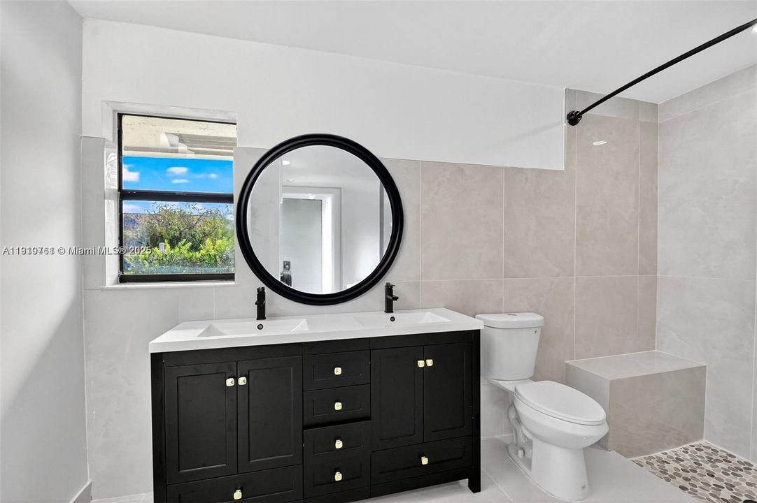 For Rent: $5,000 (4 beds, 2 baths, 2426 Square Feet)