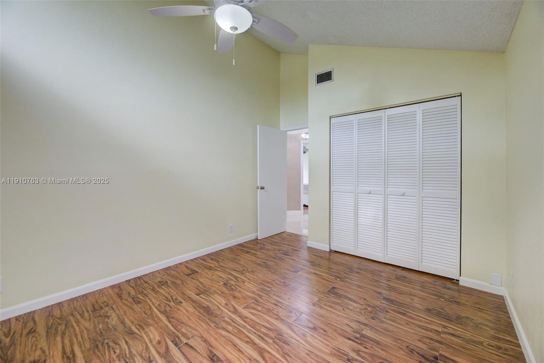 На продажу: $825,999 (4 спален, 3 ванн, 2474 Квадратных фут)