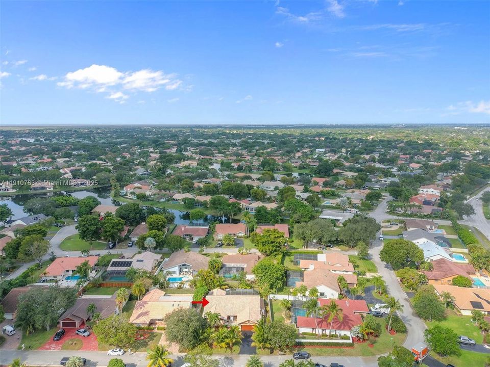 На продажу: $825,999 (4 спален, 3 ванн, 2474 Квадратных фут)