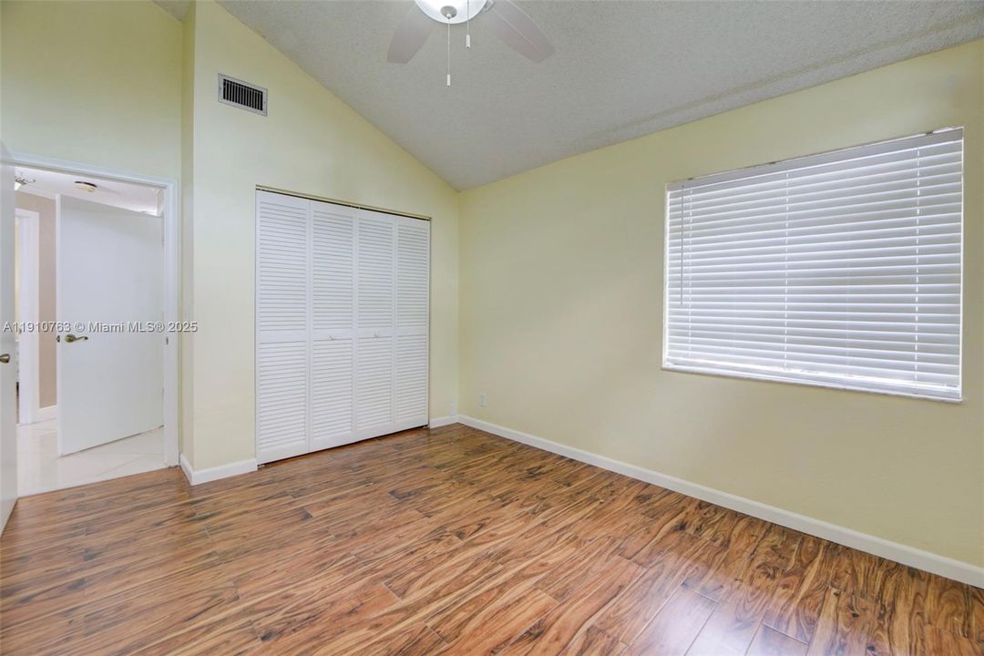 На продажу: $825,999 (4 спален, 3 ванн, 2474 Квадратных фут)