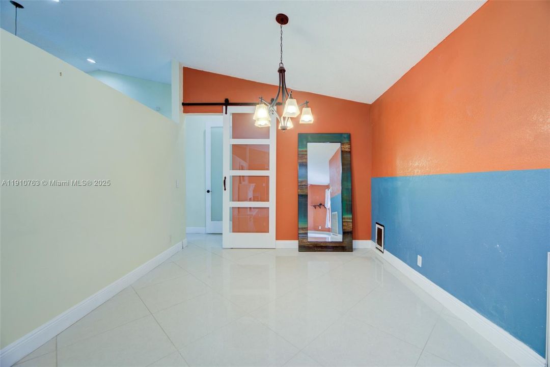 На продажу: $825,999 (4 спален, 3 ванн, 2474 Квадратных фут)