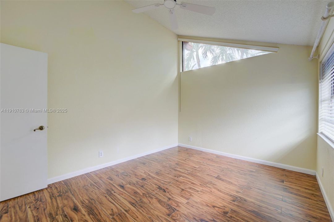 На продажу: $825,999 (4 спален, 3 ванн, 2474 Квадратных фут)