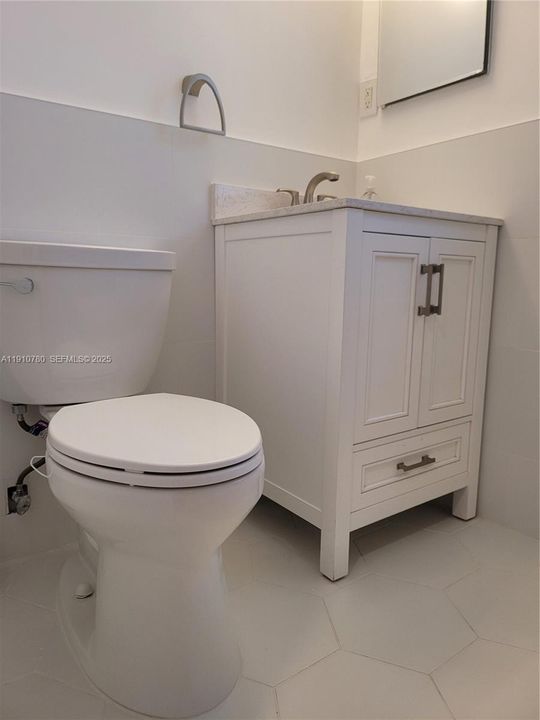 For Rent: $3,200 (1 beds, 1 baths, 625 Square Feet)