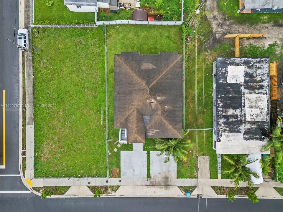 На продажу: $715,000 (0 спален, 0 ванн, 2950 Квадратных фут)