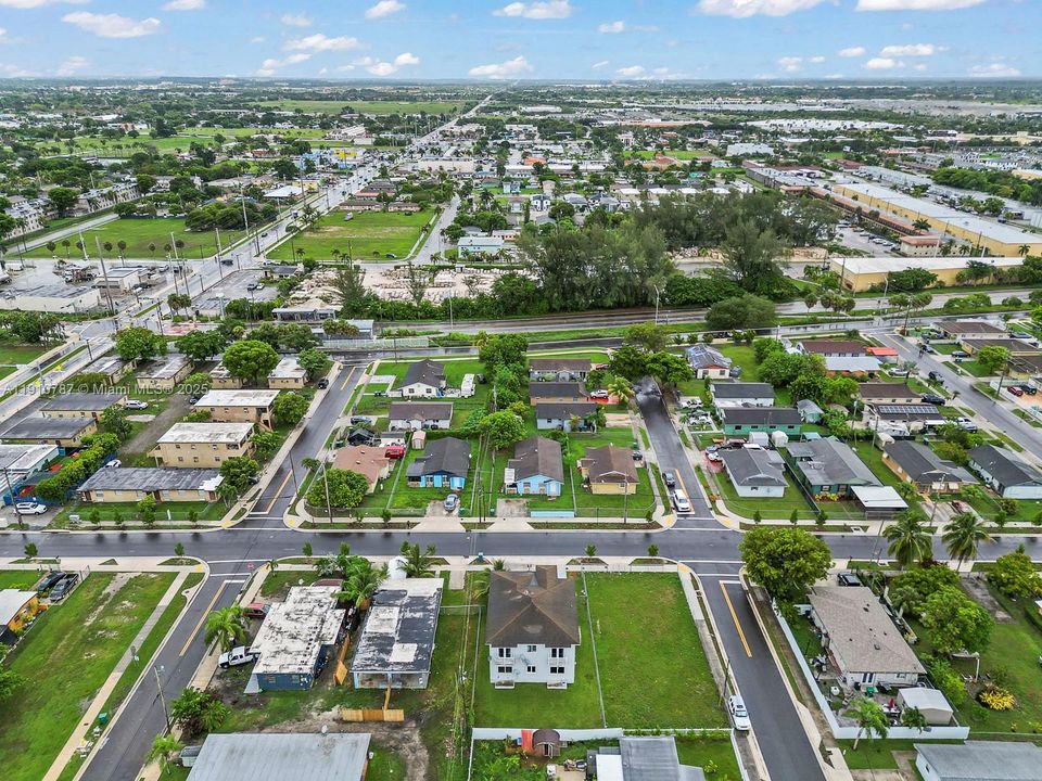 На продажу: $715,000 (0 спален, 0 ванн, 2950 Квадратных фут)