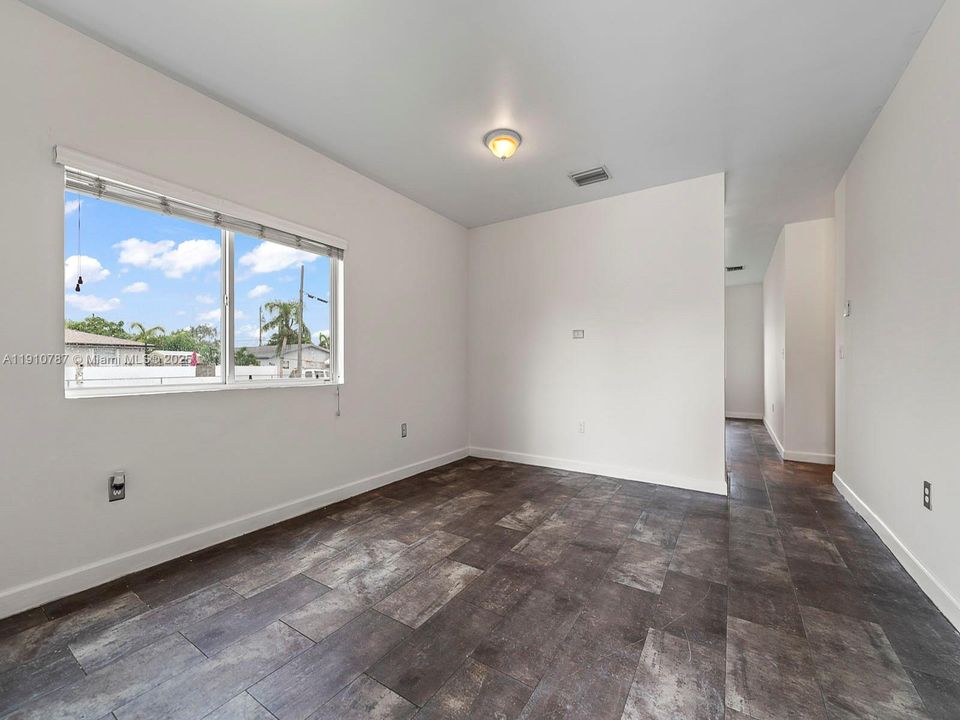 На продажу: $715,000 (0 спален, 0 ванн, 2950 Квадратных фут)